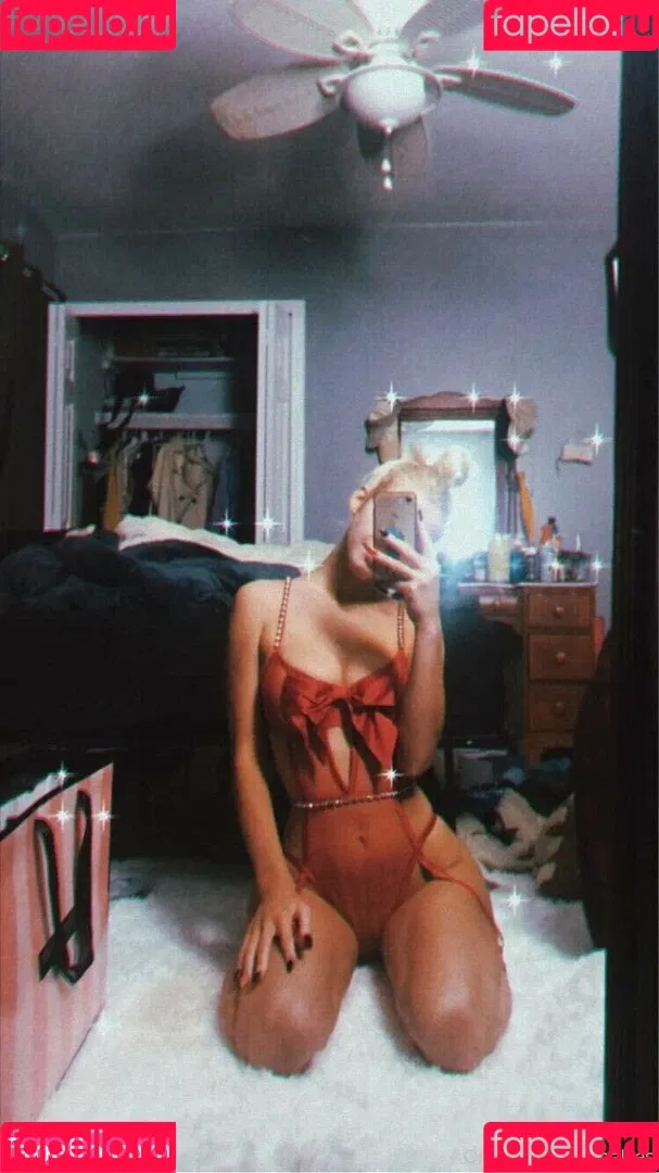 HayMartinn Onlyfans Photo Gallery 