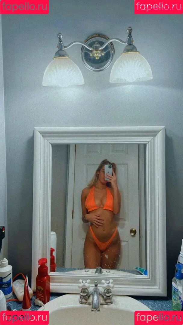 HayMartinn Onlyfans Photo Gallery 