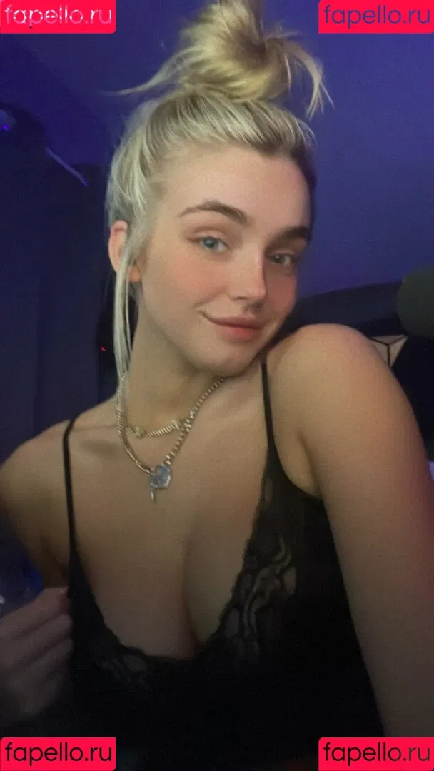 HayMartinn Onlyfans Photo Gallery 