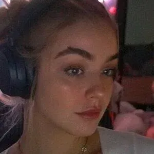 HayMartinn Onlyfans Photo Gallery 