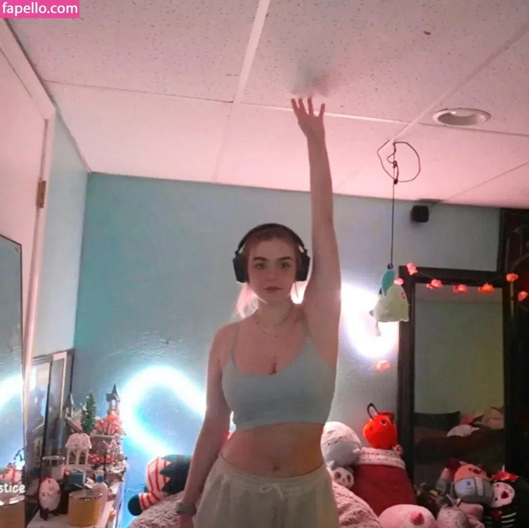 HayMartinn Onlyfans Photo Gallery 