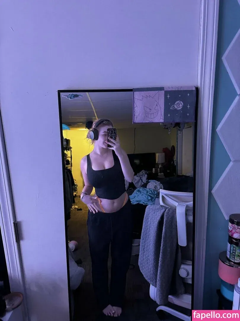 HayMartinn Onlyfans Photo Gallery 