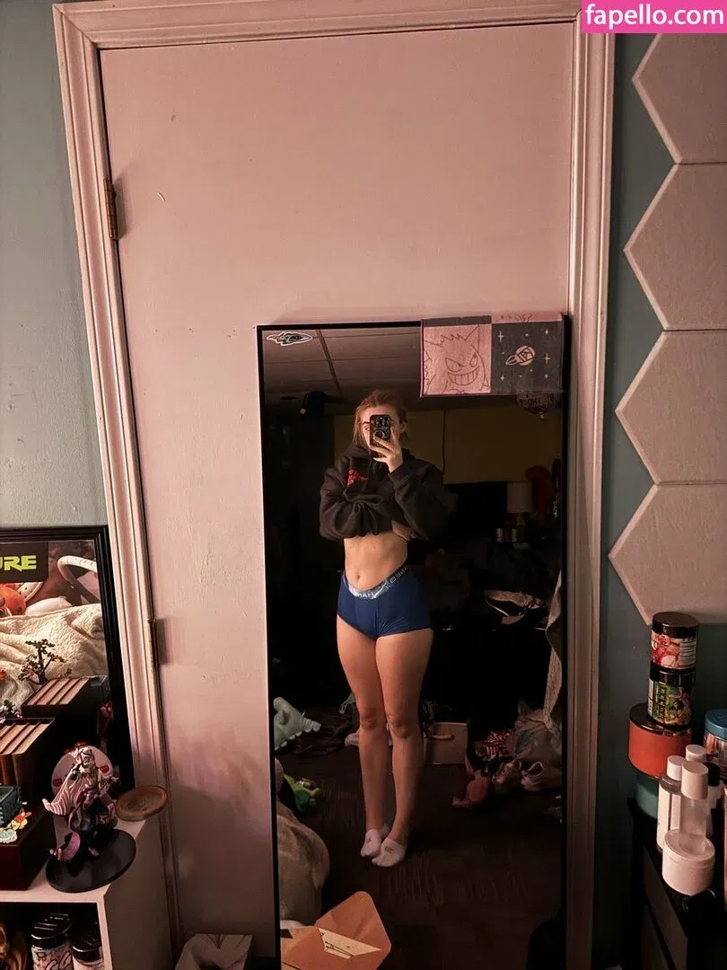 HayMartinn Onlyfans Photo Gallery 