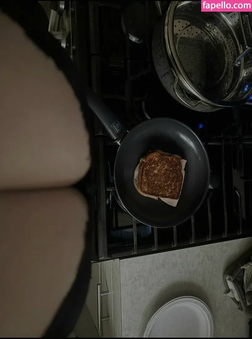 HayMartinn Onlyfans Photo Gallery 