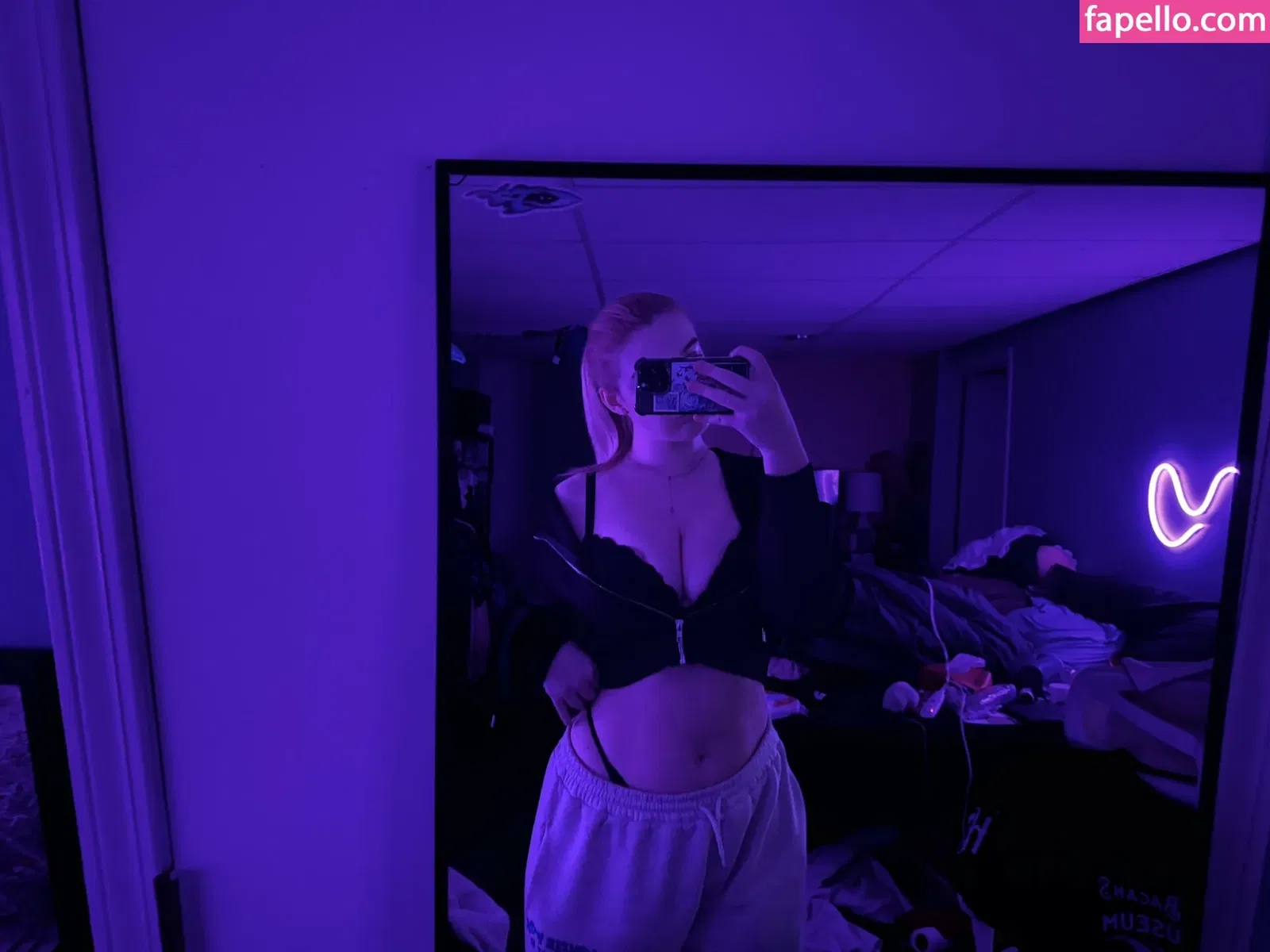 HayMartinn Onlyfans Photo Gallery 