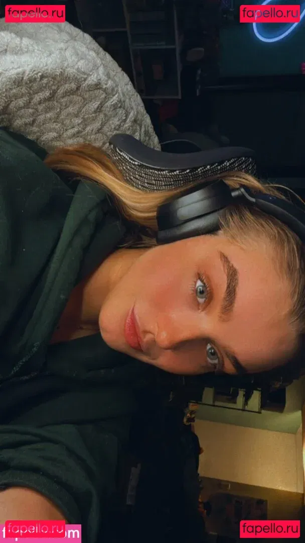 HayMartinn Onlyfans Photo Gallery 