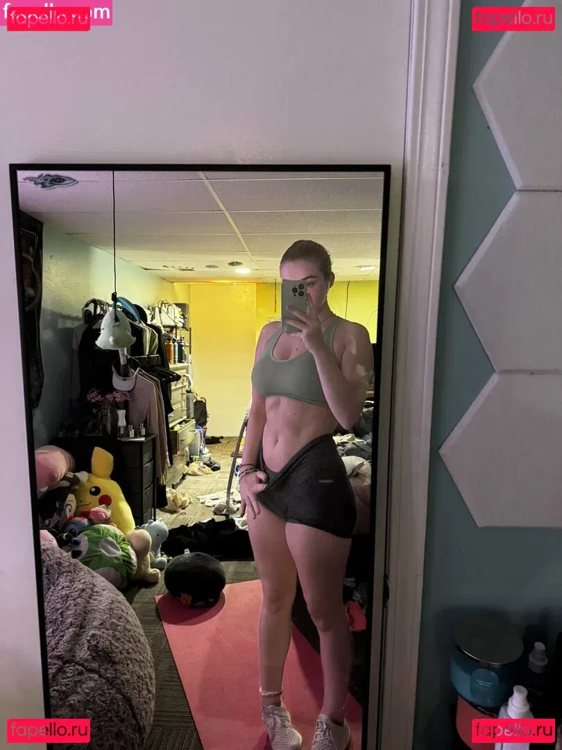 HayMartinn Onlyfans Photo Gallery 