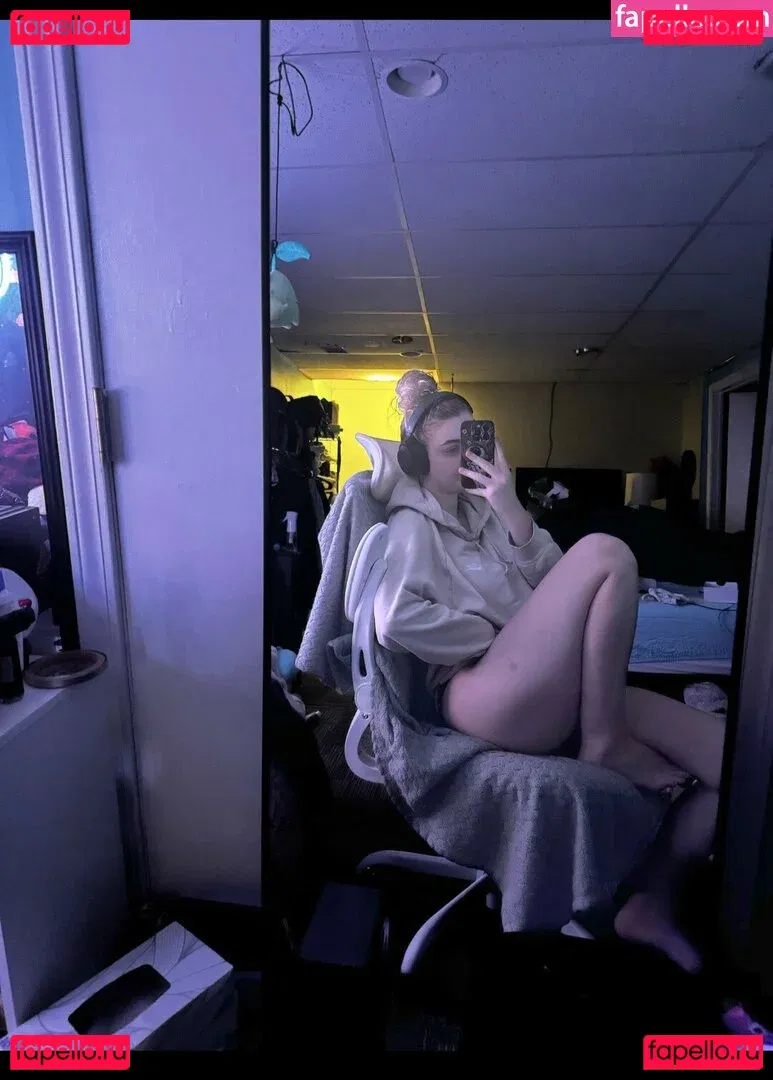 HayMartinn Onlyfans Photo Gallery 