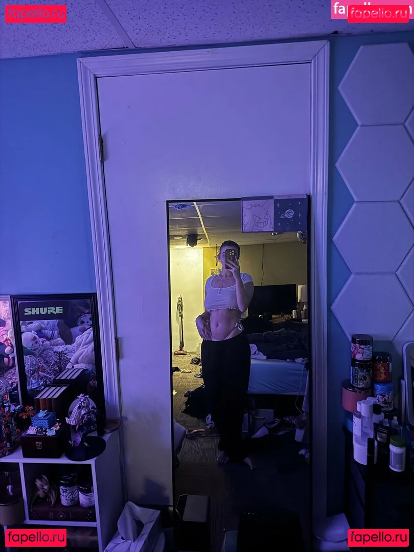 HayMartinn Onlyfans Photo Gallery 