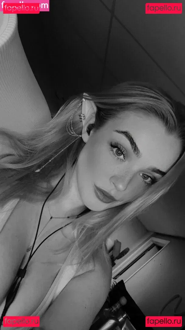 HayMartinn Onlyfans Photo Gallery 