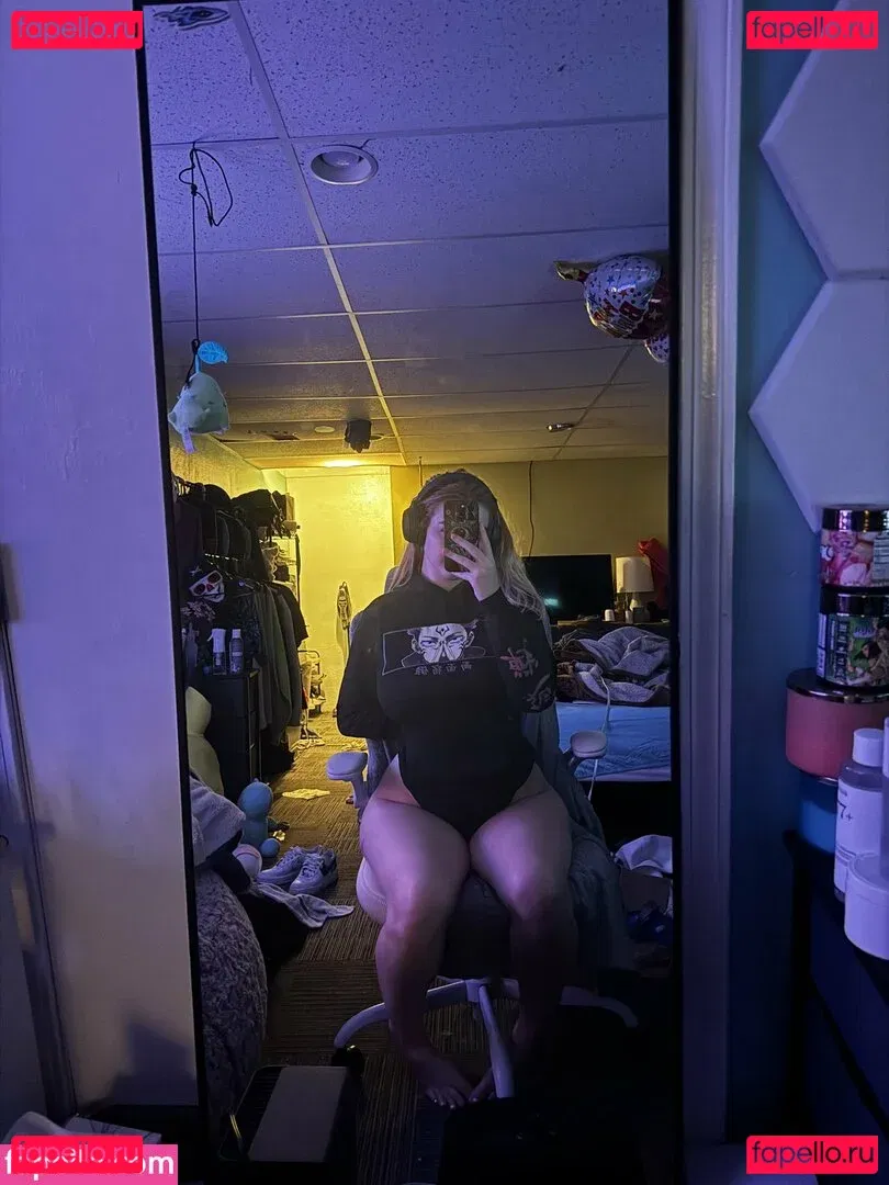 HayMartinn Onlyfans Photo Gallery 