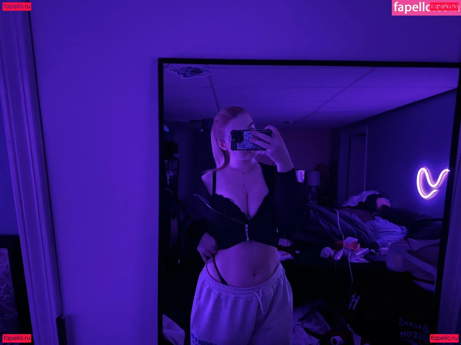 HayMartinn Onlyfans Photo Gallery 