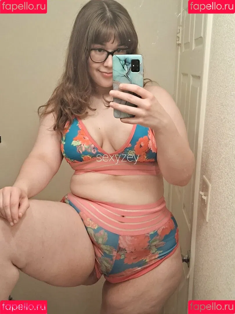 sexyzeyvip Onlyfans Photo Gallery 