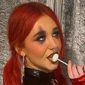 hollyscott77 Onlyfans Photo Gallery 