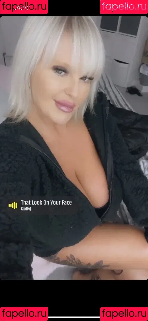 Mollyjfoxx Onlyfans Photo Gallery 