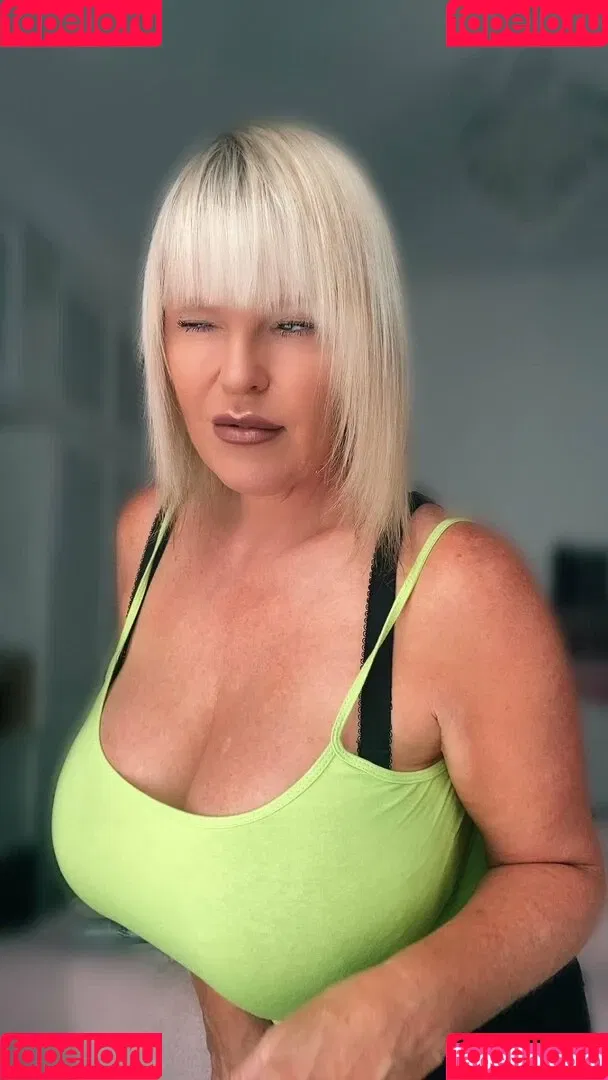 Mollyjfoxx Onlyfans Photo Gallery 