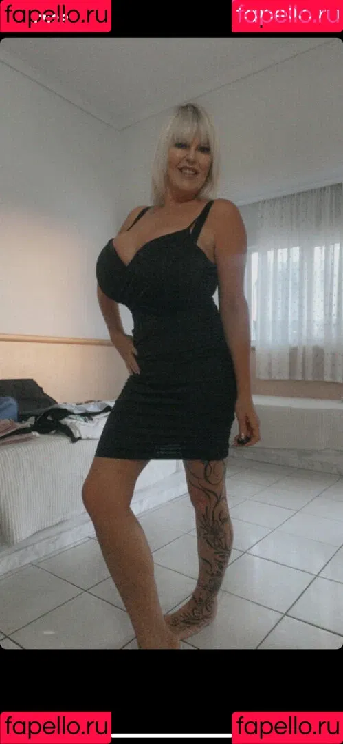 Mollyjfoxx Onlyfans Photo Gallery 