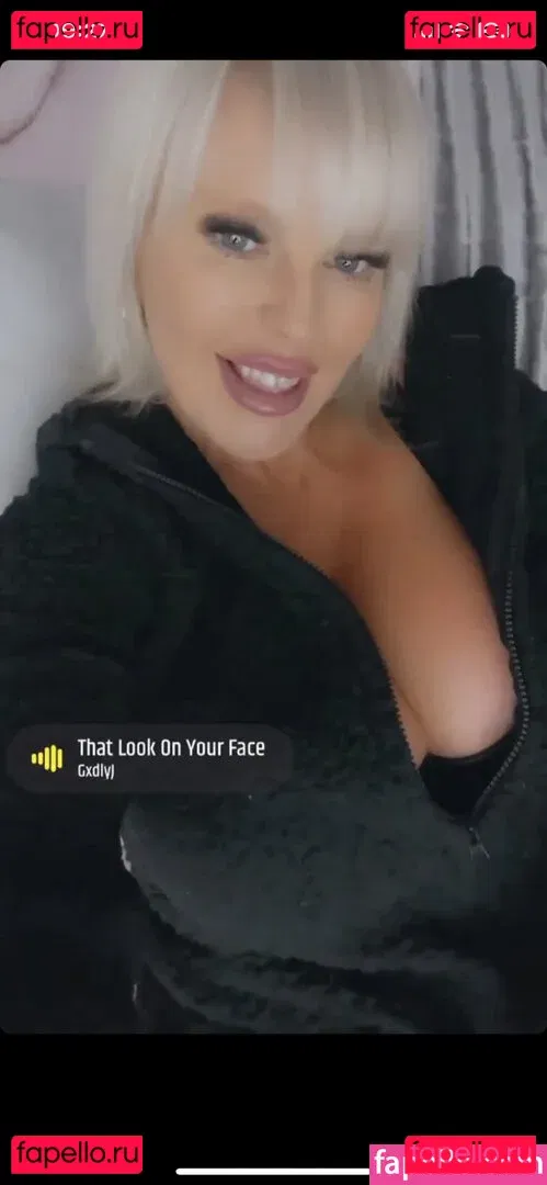 Mollyjfoxx Onlyfans Photo Gallery 