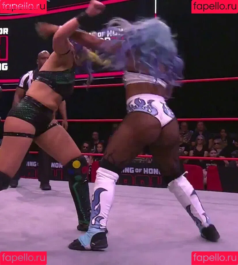 Kiera Hogan Onlyfans Photo Gallery 