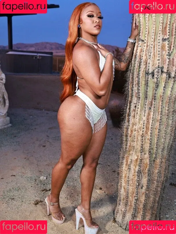 Kiera Hogan Onlyfans Photo Gallery 