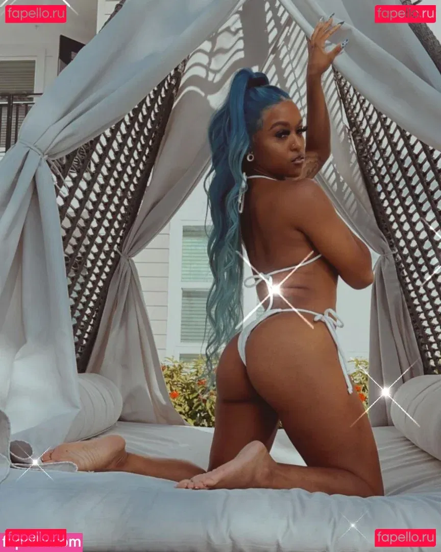 Kiera Hogan Onlyfans Photo Gallery 