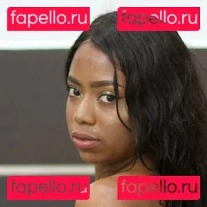 Yuni Nicolee Onlyfans Photo Gallery 