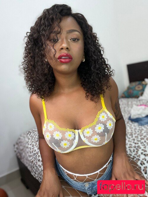Yuni Nicolee Nude Onlyfans Photo 30