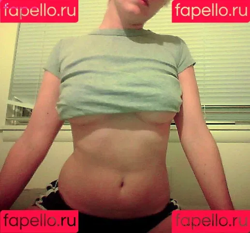 Natural_Red Onlyfans Photo Gallery 