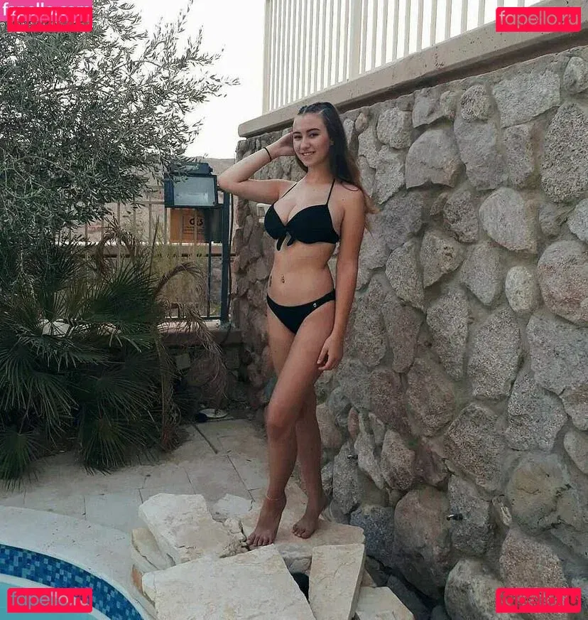 mishelpetuhov Onlyfans Photo Gallery 