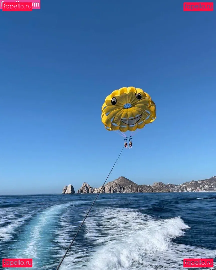 Chloe Simon Onlyfans Photo Gallery 