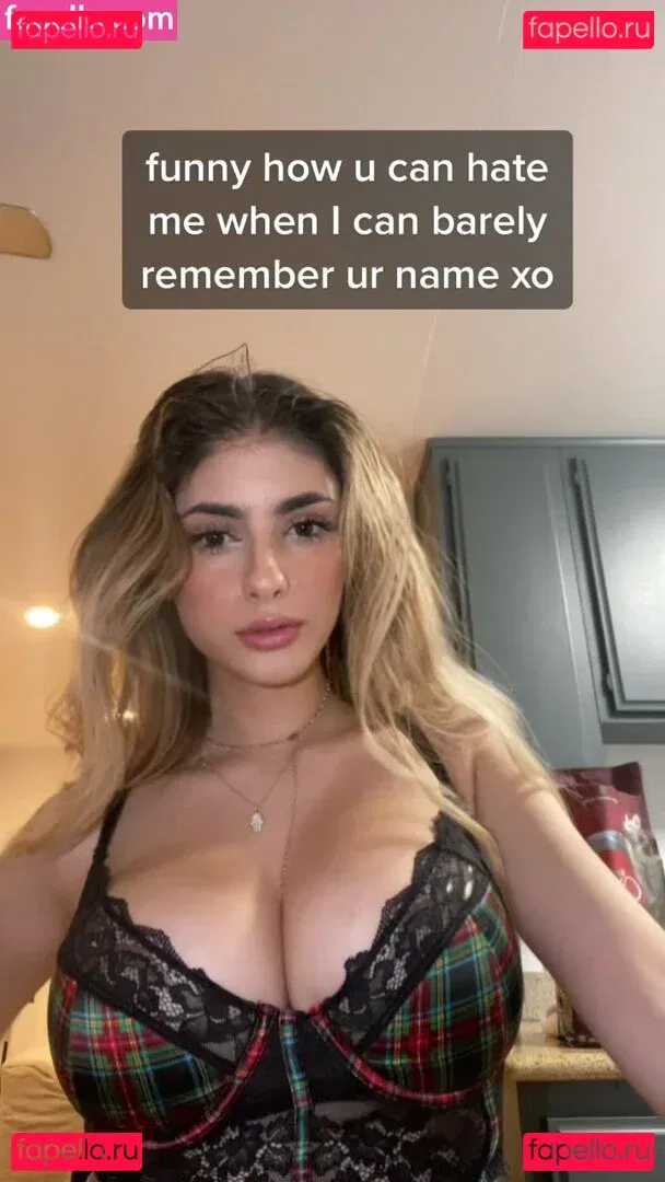 Chloe Simon Onlyfans Photo Gallery 