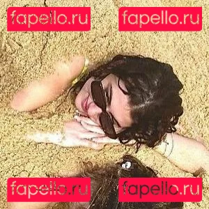 Chloe Simon Onlyfans Photo Gallery 