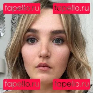 Chloe Fineman Onlyfans Photo Gallery 