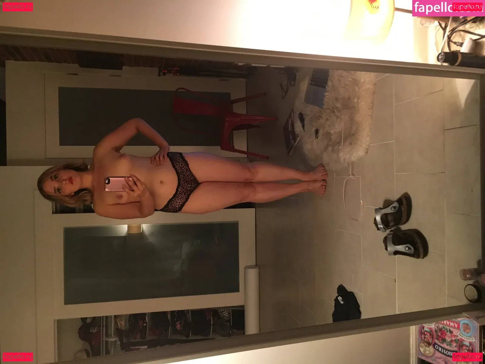 Chloe Fineman Onlyfans Photo Gallery 