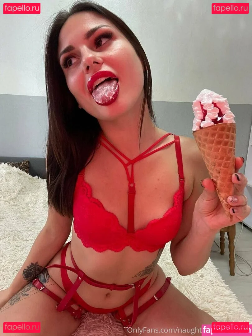 naughtyanastasia007 Onlyfans Photo Gallery 