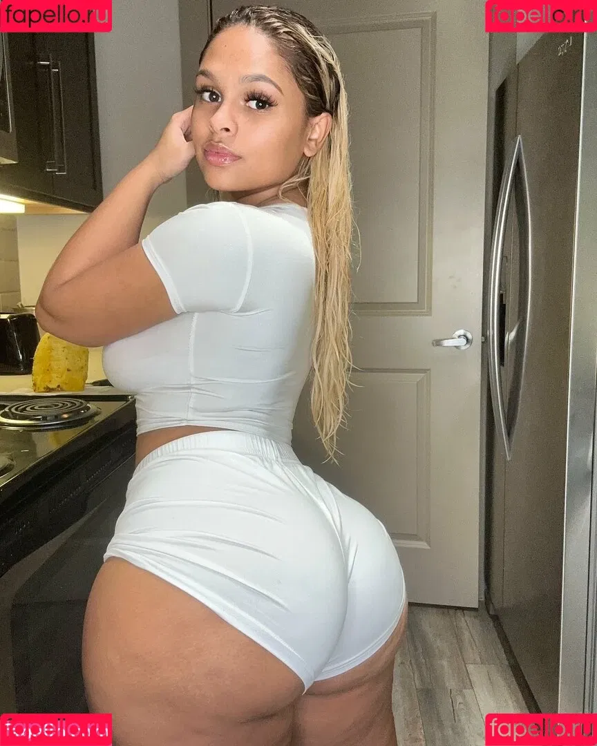 Kokokay Onlyfans Photo Gallery 
