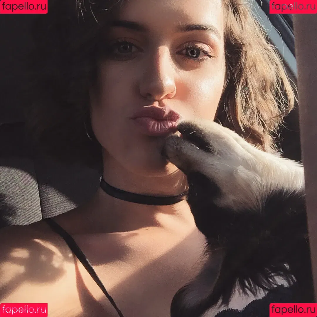 SophieSommers Onlyfans Photo Gallery 