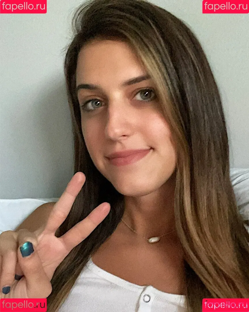 SophieSommers Onlyfans Photo Gallery 