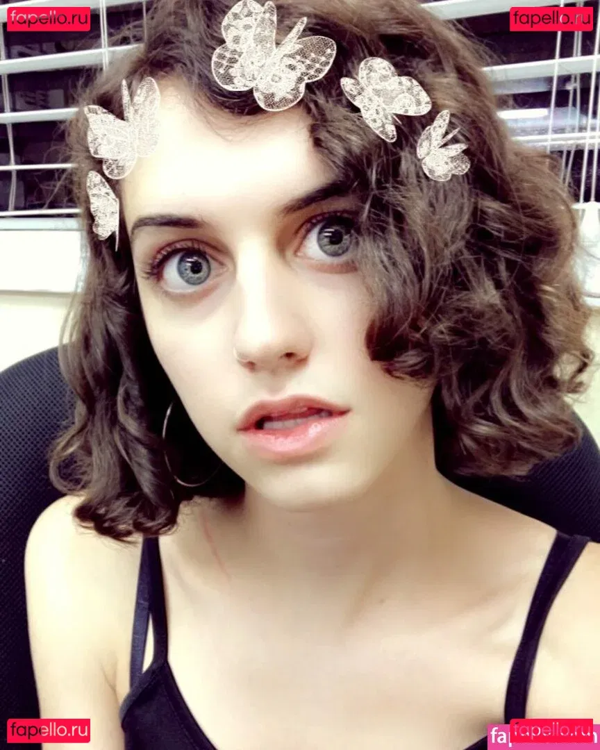 SophieSommers Onlyfans Photo Gallery 