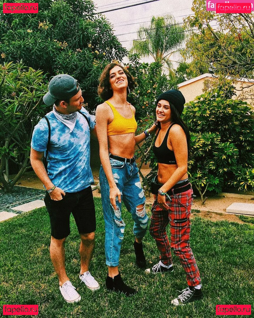 SophieSommers Onlyfans Photo Gallery 