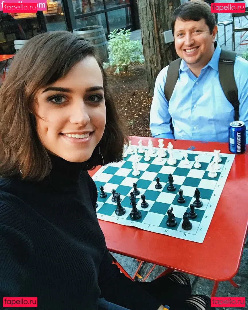 SophieSommers Onlyfans Photo Gallery 