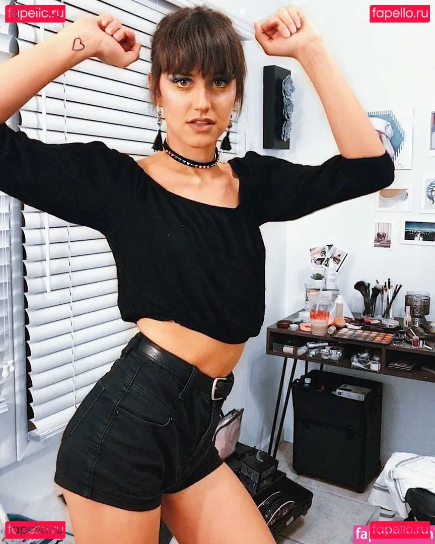 SophieSommers Onlyfans Photo Gallery 