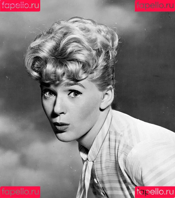 Connie Stevens Onlyfans Photo Gallery 