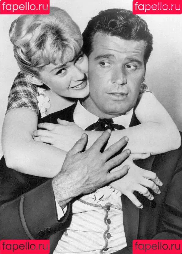 Connie Stevens Onlyfans Photo Gallery 
