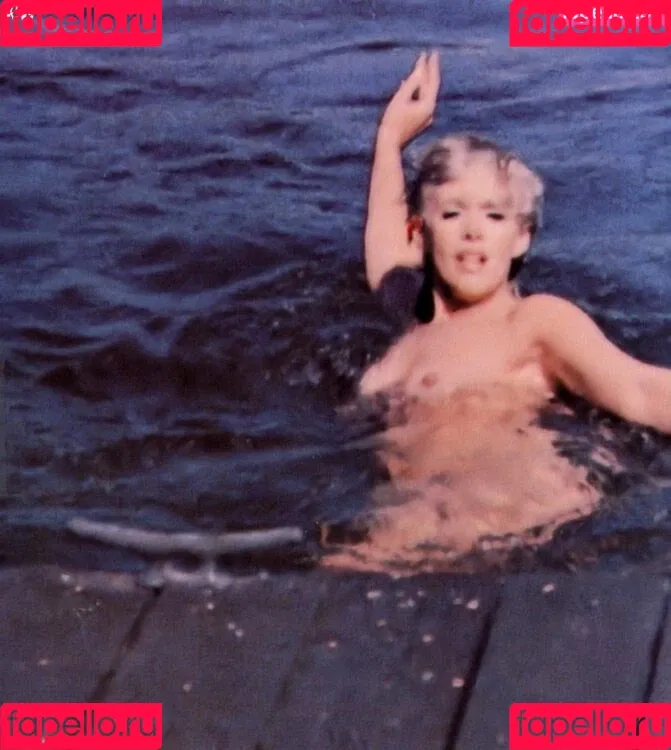 Connie Stevens Onlyfans Photo Gallery 