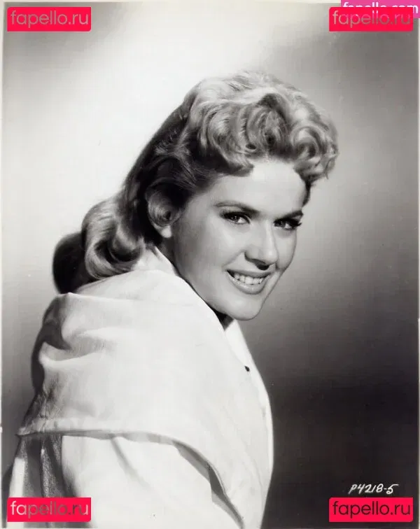 Connie Stevens Onlyfans Photo Gallery 