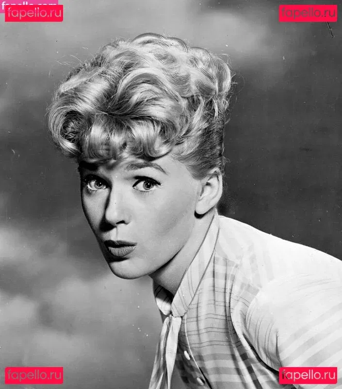 Connie Stevens Onlyfans Photo Gallery 