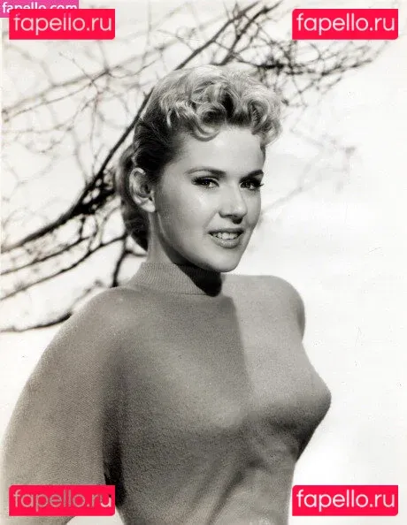 Connie Stevens Onlyfans Photo Gallery 