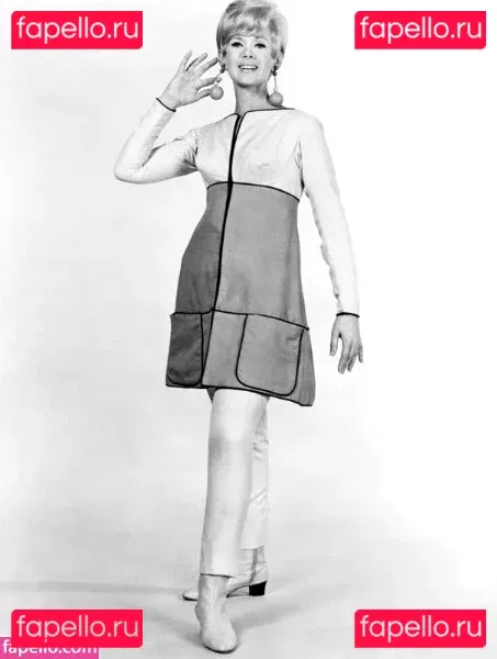 Connie Stevens Onlyfans Photo Gallery 