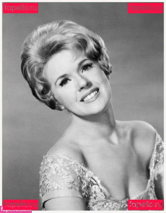 Connie Stevens Onlyfans Photo Gallery 